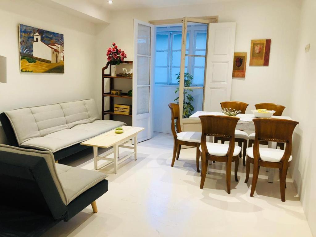 Apartamentos Comillas 1 エクステリア 写真